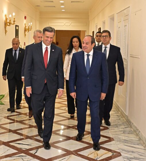 Le directeur de la CIA salue le rôle de l’Égypte dans le soutien à la sécurité et à la stabilité en Afrique